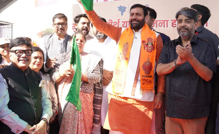 ਮੁੱਖ ਮੰਤਰੀ ਸ੍ਰੀ ਨਾਇਬ ਸਿੰਘ ਸੈਣੀ ਨੇ ਅਯੋਧਿਆ ਲਈ ਤੀਰਥ ਯਾਤਰੀਆਂ ਦੀ ਅੰਬਾਲਾ ਤੋਂ ਵਿਸ਼ੇਸ਼ ਟ੍ਰੇਨ ਨੂੰ ਕੀਤਾ ਰਵਾਨਾ