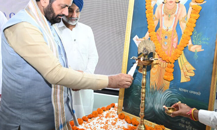 ਮੁੱਖ ਮੰਤਰੀ ਨਾਇਬ ਸਿੰਘ ਸੈਣੀ ਨੇ ਭਗਵਾਨ ਮਹਾਂਵੀਰ ਜਯੰਤੀ ‘ਤੇ ਮੱਥਾ ਟੇਕਿਆ