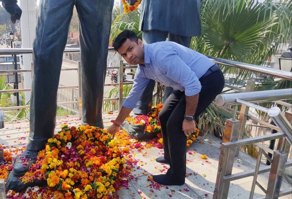 DC Pay Floral Tributes (2)