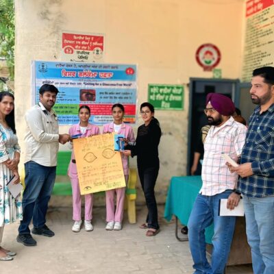 ਵਿਸ਼ਵ ਗਲੋਕੋਮਾ ਹਫ਼ਤੇ ਦੌਰਾਨ ਹੋਏ ਪੋਸਟਰ ਮੇਕਿੰਗ ਮੁਕਾਬਲੇ ‘ਚ ਹਿੱਸਾ ਲੈਣ ਵਾਲੇ ਵਿਦਿਆਰਥੀ ਸਨਮਾਨਿਤ