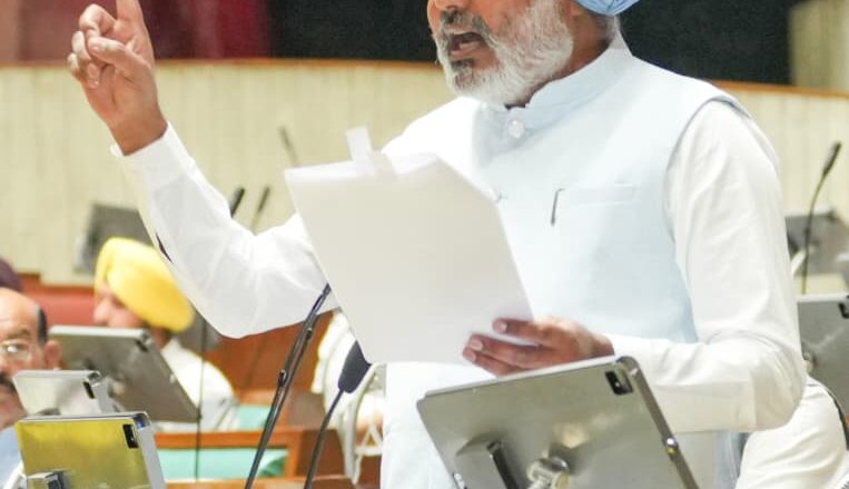 ਭਗਵੰਤ ਮਾਨ ਸਰਕਾਰ ਵੱਲੋਂ ਪੰਜਾਬ ਦੀ ਕੀਤੀ ਤਰੱਕੀ ਬਰਦਾਸ਼ਤ ਨਾ ਹੋਣ ਕਾਰਨ ਵਿਰੋਧੀ ਧਿਰ ਨੇ ਵਿਧਾਨ ਸਭਾ ਵਿੱਚੋਂ ਵਾਕਆਊਟ ਕੀਤਾ: ਹਰਪਾਲ ਸਿੰਘ ਚੀਮਾ