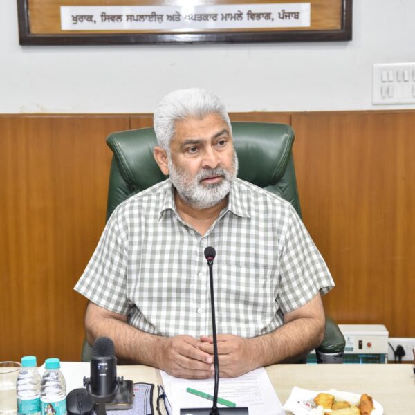 ਸੂਬੇ ਦੀਆਂ ਮੰਡੀਆਂ ਵਿੱਚ ਬਾਹਰਲੇ ਰਾਜਾਂ ਤੋਂ ਕਣਕ ਦੀ ਵਿਕਰੀ ਨਾ ਹੋਣ ਨੂੰ ਯਕੀਨੀ ਬਣਾਉਣ ਲਈ ਬਾਜ਼ ਅੱਖ ਰੱਖੀ ਜਾਵੇ: ਲਾਲ ਚੰਦ ਕਟਾਰੂਚੱਕ