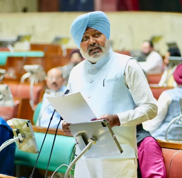 ਆਪ ਸਰਕਾਰ ਪੰਜਾਬ ਵਿੱਚ ‘ਡਰੱਗ ਮਨੀ’ ਨਾਲ ਵੱਡੀਆਂ ਜਾਇਦਾਦਾਂ ਨਹੀਂ ਉਸਾਰਨ ਦੇਵੇਗੀ: ਹਰਪਾਲ ਸਿੰਘ ਚੀਮਾ