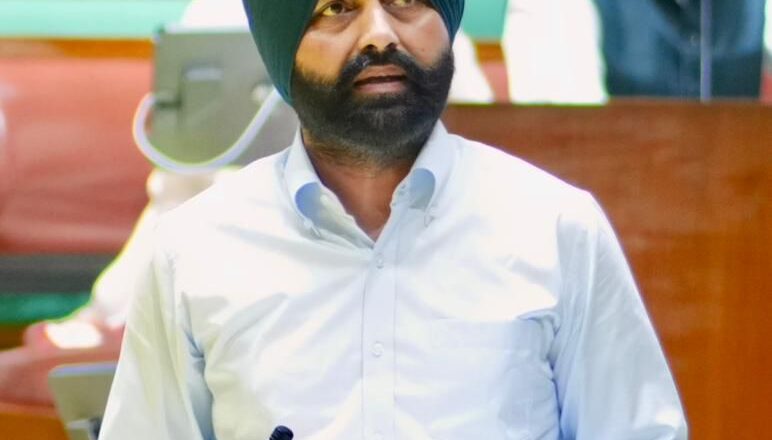 ਪੰਜਾਬ ਦਾ ਬਜਟ ਲੋਕ ਭਲਾਈ, ਮਹਿਲਾ ਸਸ਼ਕਤੀਕਰਨ ਅਤੇ ਸਮਾਜਿਕ ਨਿਆਂ ਪ੍ਰਤੀ ਸਰਕਾਰ ਦੀ ਵਚਨਬੱਧਤਾ ਨੂੰ ਦਰਸਾਉਂਦਾ ਹੈ: ਲਾਲਜੀਤ ਸਿੰਘ ਭੁੱਲਰ