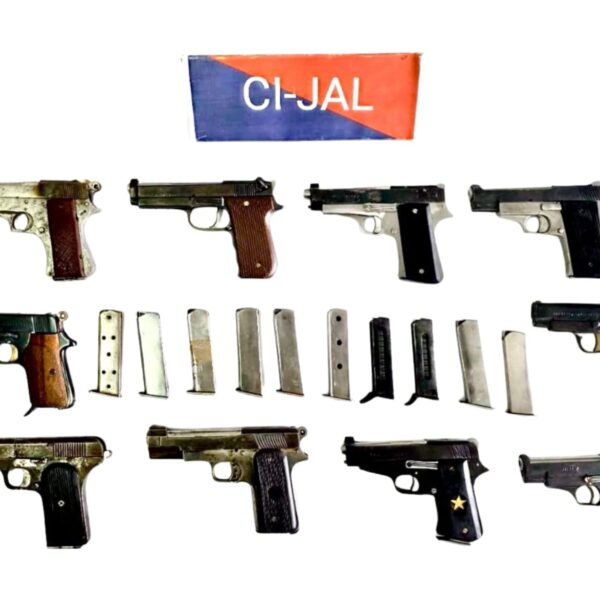 ਅੰਤਰ-ਰਾਜੀ ਗੈਰ-ਕਾਨੂੰਨੀ ਹਥਿਆਰਾਂ ਦੇ ਸਪਲਾਈ ਮਾਡਿਊਲ ਨਾਲ ਜੁੜੇ ਦੋ ਵਿਅਕਤੀ ਗ੍ਰਿਫ਼ਤਾਰ, 10 ਪਿਸਤੌਲ ਬਰਾਮਦ