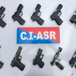 ਅੰਮ੍ਰਿਤਸਰ ਵਿੱਚ ਸਰਹੱਦ ਪਾਰੋਂ ਚੱਲ ਰਹੇ ਗੈਰ-ਕਾਨੂੰਨੀ ਹਥਿਆਰ ਤਸਕਰੀ ਮਾਡਿਊਲ ਨਾਲ ਜੁੜੇ ਦੋ ਵਿਅਕਤੀ ਕਾਬੂ; 10 ਆਧੁਨਿਕ ਪਿਸਤੌਲ ਬਰਾਮਦ