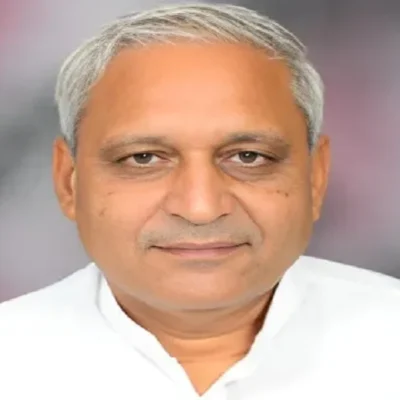 ਹੜ੍ਹ ਤੋਂ ਪ੍ਰਭਾਵਿਤ ਸੜਕਾਂ ਦੇ ਸੁਧਾਰ ਨੂੰ ਲੈ ਕੇ ਸਰਕਾਰ ਨੇ ਮਹਤੱਵਪੂਰਣ ਕਦਮ ਚੁੱਕੇ – ਕੈਬਨਿਟ ਮੰਤਰੀ ਰਣਬੀਰ ਗੰਗਵਾ