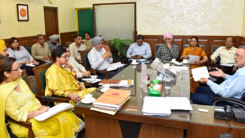 ਪੰਜਾਬ ਨੇ ਭੋਜਨ ਪਦਾਰਥਾਂ ਦੀ ਜਾਂਚ ਲਈ ਵਿਸ਼ਾਲ ਰਾਜ ਵਿਆਪੀ ਮੁਹਿੰਮ ਵਿੱਢੀ; ਸਿਹਤ ਮੰਤਰੀ ਨੇ ਮਿਆਰੀ ਭੋਜਨ ਪਦਾਰਥਾਂ ਪ੍ਰਤੀ ਵਚਨਬੱਧਤਾ ਦੁਹਰਾਈ