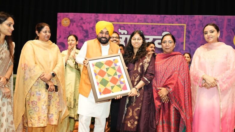 ਮੁੱਖ ਮੰਤਰੀ ਭਗਵੰਤ ਸਿੰਘ ਮਾਨ ਵੱਲੋਂ ਪੰਜਾਬ ਨੂੰ ਦੇਸ਼ ਦਾ ਮੋਹਰੀ ਸੂਬਾ ਬਣਾਉਣ ਲਈ ਲੜਕੀਆਂ ਨੂੰ ਸਮਾਜਿਕ-ਆਰਥਿਕ ਵਿਕਾਸ ਵਿੱਚ ਸਰਗਰਮ ਭਾਈਵਾਲ ਬਣਨ ਦਾ ਸੱਦਾ
