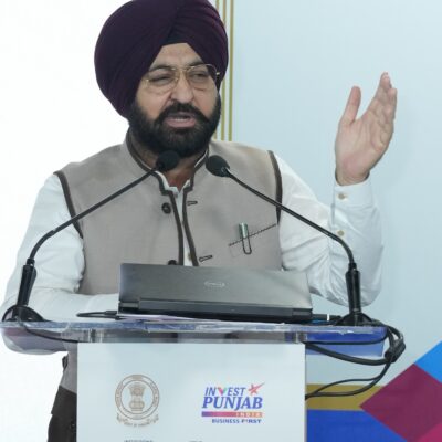 ਕੈਬਨਿਟ ਮੰਤਰੀ ਹਰਦੀਪ ਸਿੰਘ ਮੁੰਡੀਆਂ ਵਲੋਂ ਨਿਵੇਸ਼ਕ ਸੰਮੇਲਨ ਦੌਰਾਨ ਤਕਨਾਲੋਜੀ ਆਧਾਰਿਤ ਉਦਯੋਗਿਕ ਵਿਕਾਸ ਦਾ ਸੱਦਾ