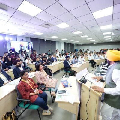 ਪੰਜਾਬ ਉਦਯੋਗ ਅਤੇ ਵਣਜ ਨੂੰ ਹੁਲਾਰਾ ਦੇਣ ਲਈ ਲੁਧਿਆਣਾ, ਨਿਊ ਚੰਡੀਗੜ੍ਹ ਅਤੇ ਅੰਮ੍ਰਿਤਸਰ ਵਿਖੇ ਤਿੰਨ ਵਿਸ਼ਵ ਪੱਧਰੀ ਪ੍ਰਦਰਸ਼ਨੀ ਕੇਂਦਰ ਸਥਾਪਤ ਕਰੇਗਾ: ਮੁੱਖ ਮੰਤਰੀ ਭਗਵੰਤ ਸਿੰਘ ਮਾਨ