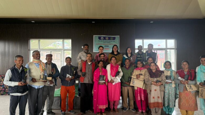 सेरी पंचायत में किसानों को कृषि वानिकी के महत्व के बारे में अवगत करवाया