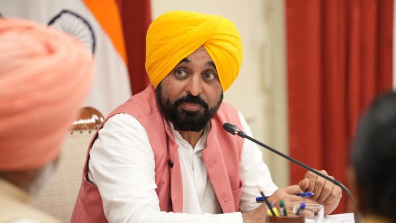 ਮੁੱਖ ਮੰਤਰੀ ਭਗਵੰਤ ਸਿੰਘ ਮਾਨ ਦੀ ਅਗਵਾਈ ਹੇਠ ਵਜ਼ਾਰਤ ਵੱਲੋਂ ‘ਮੁੱਖ ਮੰਤਰੀ ਮਾਵਾਂ ਧੀਆਂ ਸਤਿਕਾਰ ਯੋਜਨਾ’ ਸ਼ੁਰੂ ਕਰਨ ਲਈ ਹਰੀ ਝੰਡੀ; 97 ਫੀਸਦ ਤੋਂ ਵੱਧ ਔਰਤਾਂ ਨੂੰ ਹਰੇਕ ਮਹੀਨੇ 1000–1500 ਰੁਪਏ ਸਨਮਾਨ ਰਾਸ਼ੀ ਮਿਲੇਗੀ