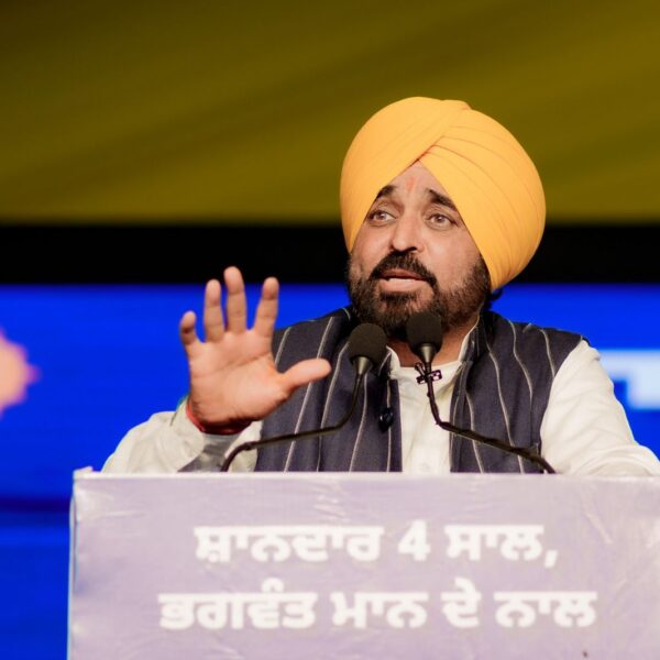 ਨੰਗਲ ਝੀਲ ‘ਤੇ ਉੱਤਰੀ ਭਾਰਤ ਦਾ ਪਹਿਲਾ ਗਲਾਸ ਬ੍ਰਿਜ ਬਣੇਗਾ: ਮੁੱਖ ਮੰਤਰੀ ਭਗਵੰਤ ਸਿੰਘ ਮਾਨ