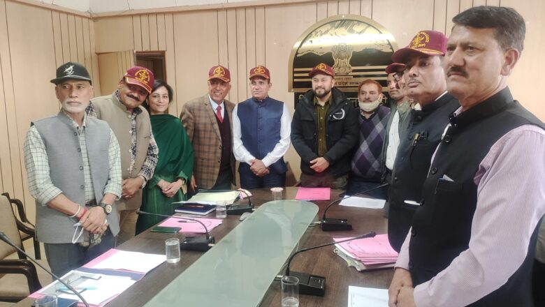 उपायुक्त ने की जिला भूतपूर्व सैनिक लीग मंडी की त्रैमासिक बैठक की अध्यक्षता