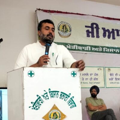 ਕਿਸਾਨ ਮੇਲੇ ‘ਚ ਗੂੰਜਿਆ ਤਰੱਕੀ ਦਾ ਸੁਨੇਹਾ: ਵਿਧਾਇਕ ਨਰਿੰਦਰਪਾਲ  ਸਿੰਘ ਸਵਨਾ ਨੇ ਸਟਾਲਾਂ ਦਾ ਦੌਰਾ ਕਰਕੇ ਪ੍ਰਗਤੀਸ਼ੀਲ ਕਿਸਾਨਾਂ ਨਾਲ ਕੀਤਾ ਸੰਵਾਦ