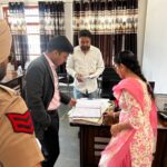 ਐੱਸ ਡੀ ਐਮ ਆਯੂਸ਼ ਗੋਇਲ ਵਲੋਂ ਗੈਸ ਏਜੰਸੀ ਦੀ ਅਚਨਚੇਤ ਚੈਕਿੰਗ