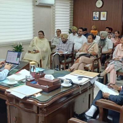 *ਡਿਪਟੀ ਕਮਿਸ਼ਨਰ ਵਲੋਂ ਮਹੀਨਾਵਾਰ ਮੀਟਿੰਗ ਦੌਰਾਨ ਸਿਹਤ ਸੇਵਾਵਾਂ ਦਾ ਜਾਇਜ਼ਾ