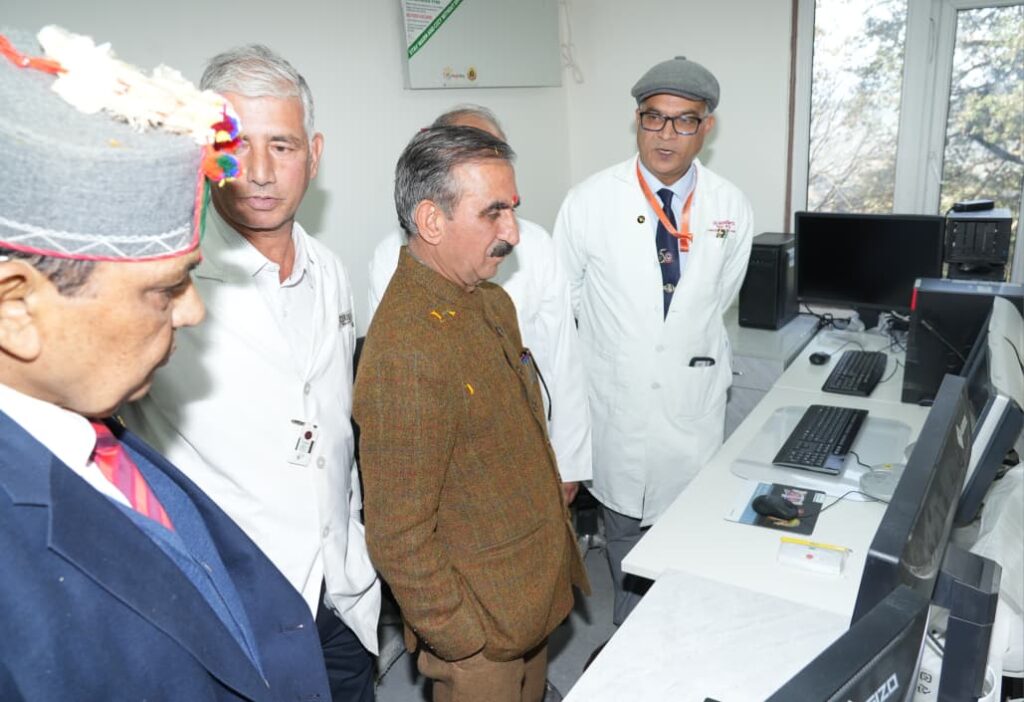 CM inaugurates Nuclear Medicine Block at IGMC (8)
