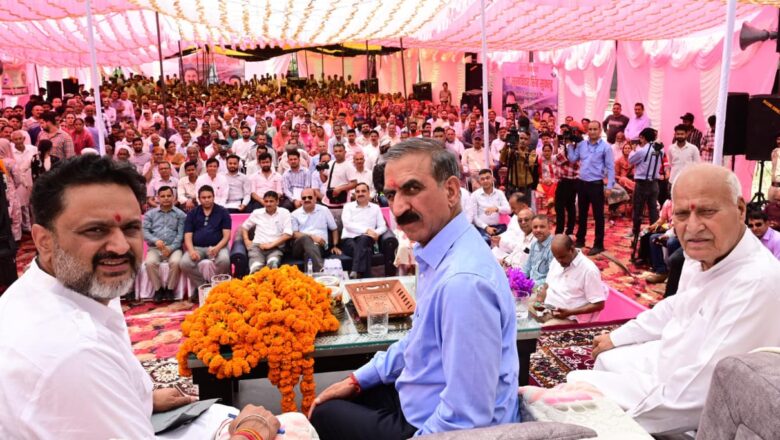 30 जून तक सीबीएसई स्कूलों में सभी अध्यापक होंगे उपलब्धः मुख्यमंत्री