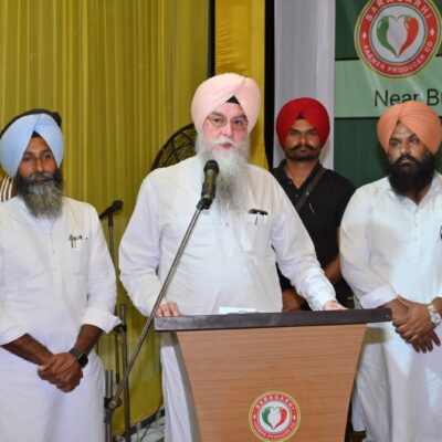 ਪੰਜਾਬ ਵਿਧਾਨ ਸਭਾ ਸਪੀਕਰ ਸ. ਕੁਲਤਾਰ ਸਿੰਘ ਸੰਧਵਾਂ ਵੱਲੋਂ ਫਿਰੋਜ਼ਪੁਰ ਤੋਂ ਦੁਬਈ ਲਈ ਮਿਰਚ ਦੀ 15 ਟਨ ਪਹਿਲੀ ਖੇਪ ਨੂੰ ਹਰੀ ਝੰਡੀ ਦਿਖਾ ਕੇ ਕੀਤਾ ਰਵਾਨਾ