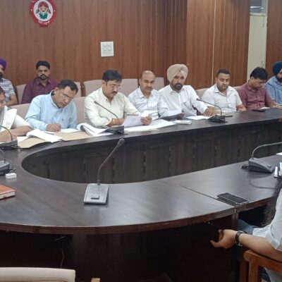 ਵਧੀਕ ਡਿਪਟੀ ਕਮਿਸ਼ਨਰ ਨੇ ਟਰੇਡਰਜ਼ ਕਮਿਸ਼ਨ ਨਾਲ ਸਬੰਧਤ ਸ਼ਿਕਾਇਤਾਂ ਦਾ ਹਰ ਸੰਭਵ ਹੱਲ ਕਰਨ ਦੇ ਦਿੱਤੇ ਨਿਰਦੇਸ਼