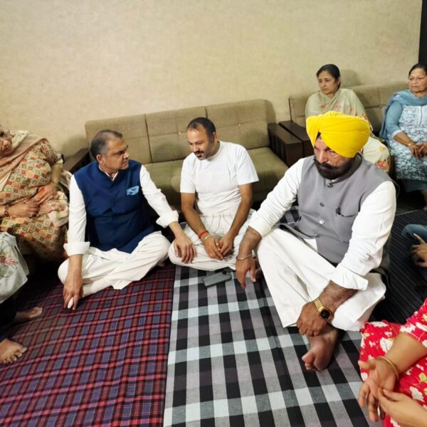 ਕੈਬਨਿਟ ਮੰਤਰੀ ਸੰਜੀਵ ਅਰੋੜਾ ਨੇ ਦੁਖੀ ਪਰਿਵਾਰਾਂ ਨਾਲ ਸਾਂਝਾ ਕੀਤਾ ਦੁੱਖ