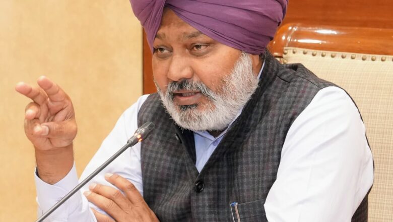 ਭਗਵੰਤ ਮਾਨ ਸਰਕਾਰ ਜਨਤਕ ਆਵਾਜਾਈ ਨੈੱਟਵਰਕ ਵਿੱਚ ਕ੍ਰਾਂਤੀਕਾਰੀ ਤਬਦੀਲੀ ਲਈ ਪੀ.ਆਰ.ਟੀ.ਸੀ. ਅਤੇ ਪਨਬੱਸ ਵਿੱਚ 1,265 ਬੱਸਾਂ ਕਰੇਗੀ ਸ਼ਾਮਲ: ਹਰਪਾਲ ਸਿੰਘ ਚੀਮਾ