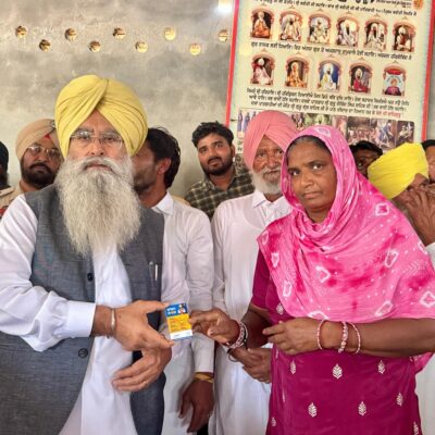 ਕੈਬਨਿਟ ਮੰਤਰੀ ਖੁੱਡੀਆਂ ਨੇ ਅਰਨੀਵਾਲਾ ਵਜੀਰਾ ਵਿਖੇ ਤਕਸੀਮ ਕੀਤੇ 241 ਸਮਾਰਟ ਰਾਸ਼ਨ ਕਾਰਡ