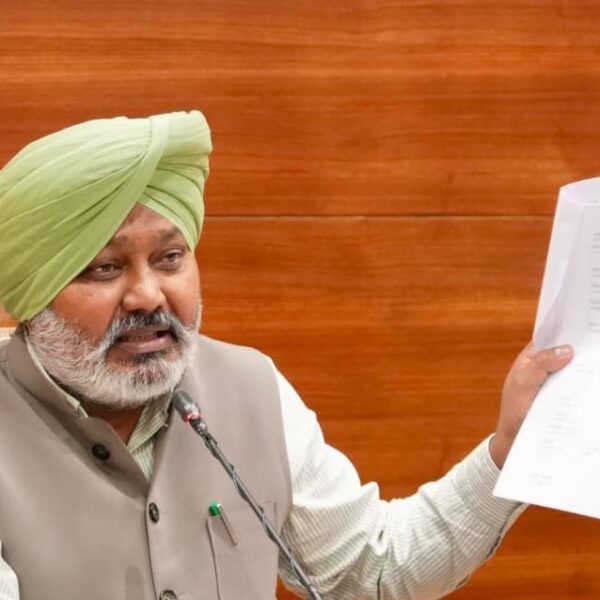 ਪੰਜਾਬ ਦਾ ਆਬਕਾਰੀ ਮਾਲੀਆ ਟੀਚਿਆਂ ਨੂੰ ਪਾਰ ਕਰਦਾ ਹੋਇਆ 11,782 ਕਰੋੜ ਰੁਪਏ ‘ਤੇ ਪੁੱਜਾ; ਚਾਰ ਸਾਲਾਂ ਵਿੱਚ ਉਗਰਾਹੀ ਲਗਭਗ ਦੁੱਗਣੀ ਹੋਈ: ਹਰਪਾਲ ਸਿੰਘ ਚੀਮਾ