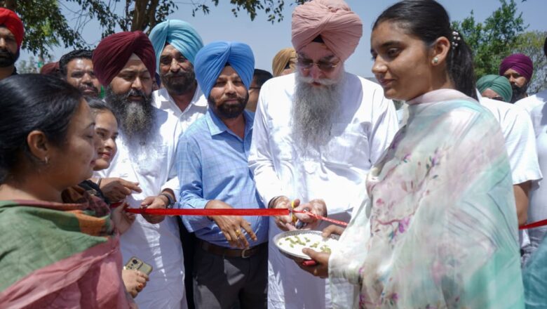 ਸੰਧਵਾਂ ਵੱਲੋਂ ਕਿਸਾਨ ਸਿਖਲਾਈ ਕੈਂਪ ਦੌਰਾਨ ਨਵੀਨਤਮ ਖੇਤੀ ਤਕਨੀਕਾਂ ਨੂੰ ਅਪਣਾਉਣ ਦਾ ਸੱਦਾ
