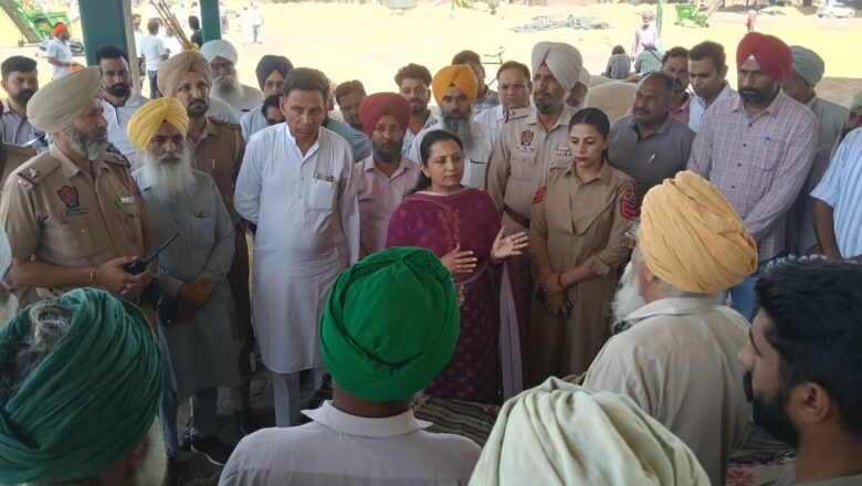 ਗੜੇਮਾਰੀ ਤੇ ਭਾਰੀ ਮੀਂਹ ਕਾਰਨ ਪ੍ਰਭਾਵਿਤ ਫਸਲ ਦੀ ਖਰੀਦ ਵਿਚ ਕਿਸਾਨਾਂ ਦਾ ਵਿੱਤੀ ਨੁਕਸਾਨ ਨਹੀਂ ਹੋਣ ਦਿੱਤਾ ਜਾਵੇਗਾ: ਡਿਪਟੀ ਕਮਿਸ਼ਨਰ ਨਵਜੋਤ ਕੌਰ