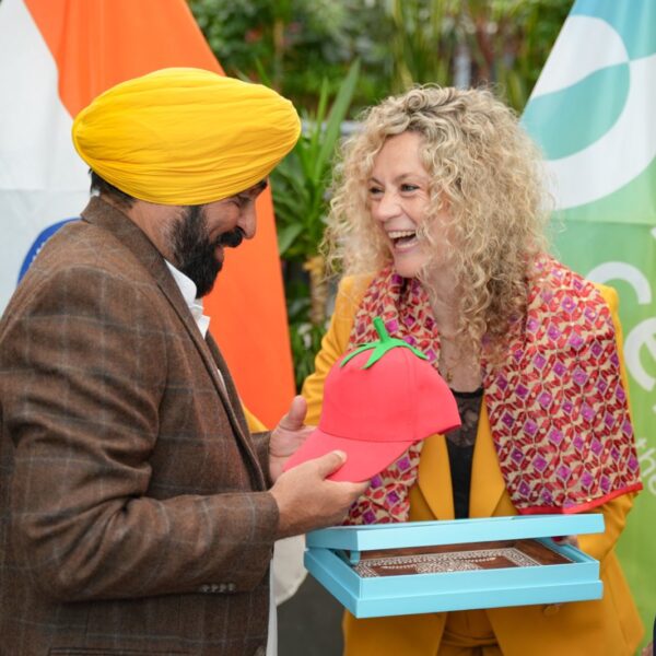 ਮੁੱਖ ਮੰਤਰੀ ਭਗਵੰਤ ਸਿੰਘ ਮਾਨ ਵੱਲੋਂ ਮੋਹਾਲੀ ਵਿਖੇ ਖੋਜ ਅਤੇ ਵਿਕਾਸ ਕੇਂਦਰ ਸਥਾਪਤ ਕਰਨ ਦੀ ਸੰਭਾਵਨਾ ਪੜਚੋਲਣ ਲਈ ਗਲੋਬਲ ਸੈਮੀਕੰਡਕਟਰ ਦਿੱਗਜ਼ ਐਨ.ਐਕਸ.ਪੀ. ਨੂੰ ਨਿੱਘਾ ਸੱਦਾ