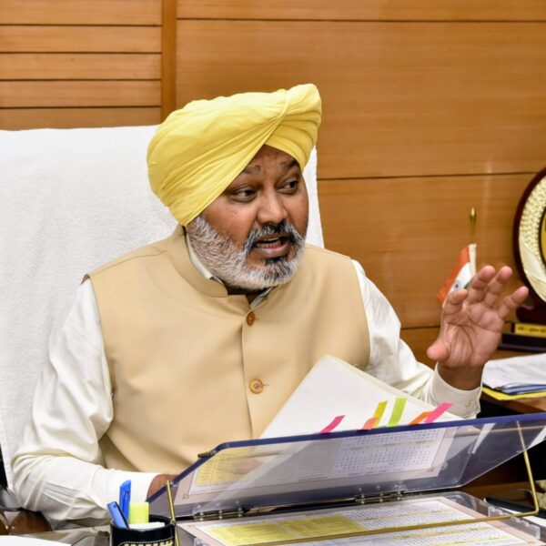 ਭਗਵੰਤ ਮਾਨ ਸਰਕਾਰ ਵੱਲੋਂ ਵਿੱਤੀ ਸਾਲ 2026-27 ਲਈ ਗਰੁੱਪ-ਡੀ ਮੁਲਾਜ਼ਮਾਂ ਨੂੰ ਕਣਕ ਲਈ ਵਿਆਜ ਮੁਕਤ ਕਰਜ਼ਾ ਦੇ ਕੇ ਜ਼ਰੂਰੀ ਲੋੜਾਂ ਲਈ ਸਮੇਂ ਸਿਰ ਸਹਾਇਤਾ ਯਕੀਨੀ ਬਣਾਈ: ਹਰਪਾਲ ਸਿੰਘ ਚੀਮਾ