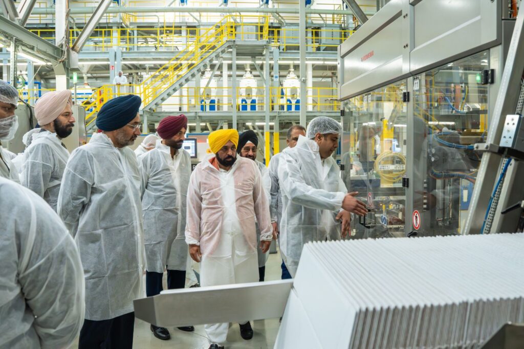 WhatsApp Image 2026 04 22 at 5.00.47 PM (1)