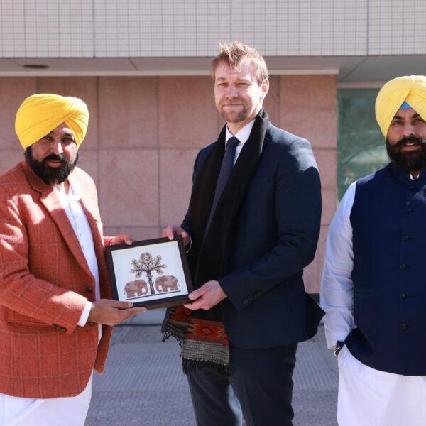 ਫਿਨਲੈਂਡ ਦੀ ਯੂਨੀਵਰਸਿਟੀ ਆਫ਼ ਟੁਰਕੂ ਨਾਲ ਪੰਜਾਬ ਦੀ ਭਾਈਵਾਲੀ ਵਿਸ਼ਵਵਿਆਪੀ ਅਧਿਆਪਨ ਜੁਗਤਾਂ ਨੂੰ ਪੰਜਾਬ ਦੇ ਕਲਾਸਰੂਮਾਂ ਤੱਕ ਪਹੁੰਚਾਉਣ ਵਿੱਚ ਮਦਦਗਾਰ: ਮੁੱਖ ਮੰਤਰੀ ਭਗਵੰਤ ਸਿੰਘ ਮਾਨ