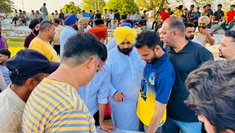 ਹਰਜੋਤ ਬੈਂਸ ਵੱਲੋਂ ਨੌਜਵਾਨਾਂ ਲਈ ਵਿਲੱਖਣ ਪਹਿਲ, ਪੰਜਾਬ ਦੀ ਸਭ ਤੋਂ ਵੱਡੀ ਪ੍ਰੀਮੀਅਰ ਲੀਗ ਨੰਗਲ ਵਿੱਚ ਸ਼ੁਰੂ
