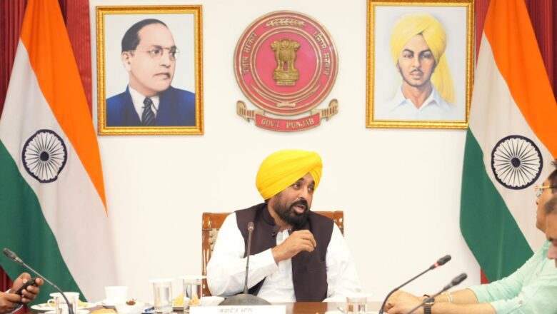 ਭਗਵੰਤ ਮਾਨ ਸਰਕਾਰ ਕਿਰਤੀ ਵਰਗ ਦੇ ਸਨਮਾਨ ਵਿੱਚ ਇਕ ਮਈ ਨੂੰ ਵਿਧਾਨ ਸਭਾ ਦਾ ਵਿਸ਼ੇਸ਼ ਇਜਲਾਸ ਬੁਲਾਏਗੀ: ਮੁੱਖ ਮੰਤਰੀ ਭਗਵੰਤ ਸਿੰਘ ਮਾਨ