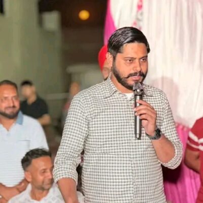 ਵਿਧਾਇਕ ਸ਼ੈਰੀ ਕਲਸੀ ਨੇ ਗਾਂਧੀ ਨਗਰ ਕੈਂਪ ਬਟਾਲਾ ਵਿਖੇ ਅਤਿ ਆਧੁਨਿਕ ਹਾਈ ਮਾਸਟ ਲਾਈਟਾਂ ਦਾ ਕੀਤਾ ਉਦਘਾਟਨ