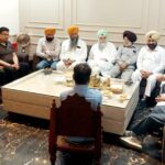 ਹਲਕਾ ਕੋਟਕਪੂਰਾ ਦੀਆਂ ਮੰਡੀਆਂ ਦੇ ਪ੍ਰਬੰਧਾਂ ਸਬੰਧੀ ਸਪੀਕਰ ਸ. ਸੰਧਵਾਂ ਵੱਲੋਂ ਮੀਟਿੰਗ
