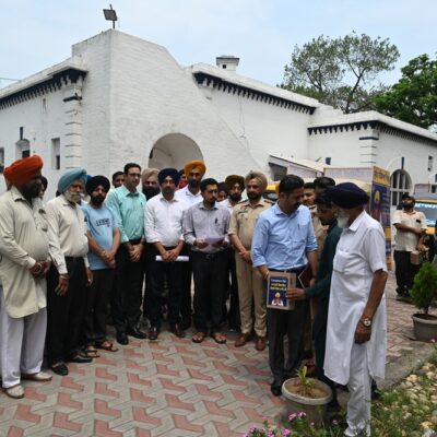 ਵਿਧਾਇਕ ਚੱਢਾ ਨੇ ਯੁੱਧ ਨਸ਼ਿਆਂ ਵਿਰੁੱਧ ਮੁਹਿੰਮ ਤਹਿਤ ਪਿੰਡਾਂ ਵਿੱਚ ਲੋਕ ਜਾਗਰੂਕਤਾ ਲਈ ਆਟੋ ਵਾਹਨਾਂ ਨੂੰ ਕੀਤਾ ਰਵਾਨਾ