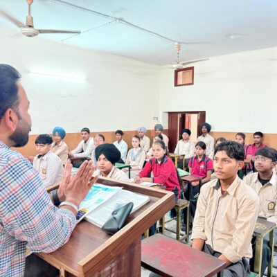ਸਿਹਤ ਵਿਭਾਗ ਨੇ ਸਿਹਤ ਕੇਂਦਰਾਂ ਤੇ ਸਕੂਲਾਂ ਵਿੱਚ ਮਨਾਇਆ ਰਾਸ਼ਟਰੀ ਡੇਂਗੂ ਦਿਵਸ: ਸਿਵਲ ਸਰਜਨ