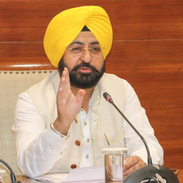 ਰੋਜ਼ਾਨਾ 1100 ਤੋਂ ਵੱਧ ਬਜ਼ੁਰਗਾਂ ਵਲੋਂ ਤੀਰਥ ਅਸਥਾਨਾਂ ਦੀ ਯਾਤਰਾ ਸਦਕਾ ਮਾਨ ਸਰਕਾਰ ਦੀ ਮੁੱਖ ਮੰਤਰੀ ਤੀਰਥ ਯਾਤਰਾ ਸਕੀਮ ਪੂਰੇ ਸਫ਼ਲ ਲੋਕ-ਪੱਖੀ ਉਪਰਾਲਿਆਂ ਵਿਚ ਸ਼ੁਮਾਰ