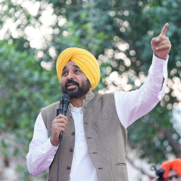 ਮੋਹਾਲੀ ਦੀ ਧਰਤੀ ਤੋਂ ਪੰਜਾਬ ਦੇ ਨੌਜਵਾਨਾਂ ਨੂੰ ਮੁੱਖ ਮੰਤਰੀ ਭਗਵੰਤ ਮਾਨ ਦਾ ਸੁਨੇਹਾ: ਆਪਣਾ ਕਾਰੋਬਾਰ ਸ਼ੁਰੂ ਕਰੋ, ਸਰਕਾਰ ਹਰ ਸੰਭਵ ਮਦਦ ਕਰੇਗੀ