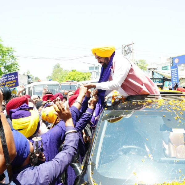 ਪੰਜਾਬ ਵਿੱਚ ਬੇਅਦਬੀ ਵਿਰੋਧੀ ਕਾਨੂੰਨ ਲਾਗੂ ਹੋਣ ਮਗਰੋਂ ਮੁੱਖ ਮੰਤਰੀ ਭਗਵੰਤ ਸਿੰਘ ਮਾਨ ਨੇ ਸ੍ਰੀ ਆਨੰਦਪੁਰ ਸਾਹਿਬ ਤੋਂ ਸ਼ੁਕਰਾਨਾ ਯਾਤਰਾ ਦੀ ਕੀਤੀ ਅਗਵਾਈ