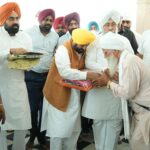 ਅਕਾਲੀਆਂ ਨੇ ਬੇਅਦਬੀ ਦੀ ਆਗਿਆ ਦਿੱਤੀ ਅਤੇ ਦੋਸ਼ੀਆਂ ਨੂੰ ਬਚਾ ਕੇ ਰੱਖਿਆ, ਅੱਜ ਉਹ 25 ਲੋਕਾਂ ਨੂੰ ਵੀ ਇਕੱਠੇ ਨਹੀਂ ਕਰ ਸਕਦੇ: ਮੁੱਖ ਮੰਤਰੀ ਭਗਵੰਤ ਸਿੰਘ ਮਾਨ