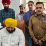 ਹਰਜੋਤ ਸਿੰਘ ਬੈਂਸ ਕੈਬਨਿਟ ਮੰਤਰੀ ਵੱਲੋਂ ਸਵੈ ਜਨਗਣਨਾ ਦੀ ਕੀਤੀ ਸ਼ੁਰੂਆਤ