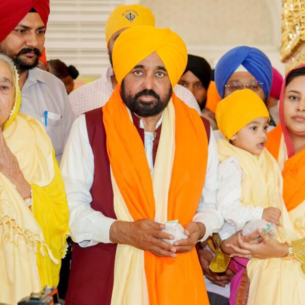 ਮੁੱਖ ਮੰਤਰੀ ਭਗਵੰਤ ਸਿੰਘ ਮਾਨ ਨੇ ਤਖ਼ਤ ਸ੍ਰੀ ਪਟਨਾ ਸਾਹਿਬ ਵਿਖੇ ਮੱਥਾ ਟੇਕਿਆ