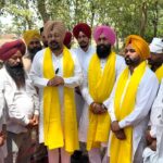 2.30 ਕਰੋੜ ਰੁਪਏ ਦੇ ਵਿਕਾਸ ਕਾਰਜਾਂ ਦੀ ਵਿਧਾਇਕ ਕੁਲਵੰਤ ਸਿੰਘ ਪੰਡੋਰੀ ਅਤੇ ਚੇਅਰਮੈਨ ਦਲਵੀਰ ਸਿੰਘ ਢਿੱਲੋਂ ਵੱਲੋਂ ਸ਼ੁਰੂਆਤ