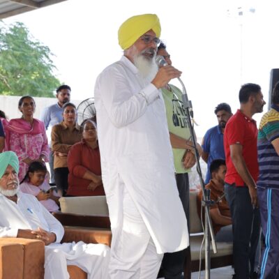 ਵਿਧਾਇਕ ਸੇਖੋ ਵੱਲੋਂ “ਬੇਟੀ ਬਚਾਓ, ਬੇਟੀ ਪੜ੍ਹਾਓ” ਅਭਿਆਨ ਤਹਿਤ ਖੇਡ ਕਿੱਟਾਂ ਦੀ ਵੰਡ